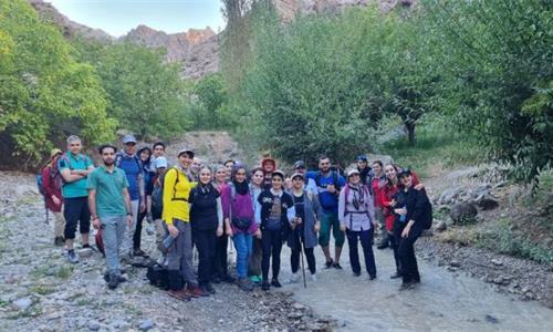 پیمایش دره و آبشار امرودک 27 مردادماه 1402